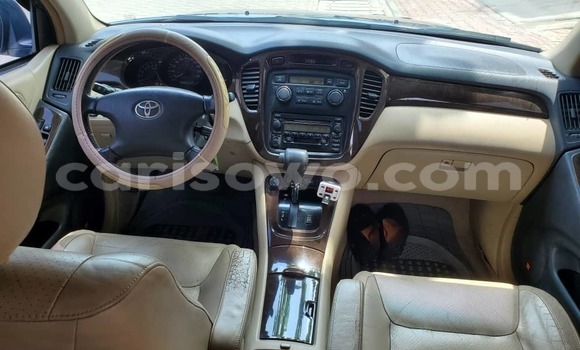 Ra Àlòkù Toyota Highlander Black Ọkọ̀ in Abomey Calavi ni Benin Ra Àlòkù Toyota Highlander Black Ọkọ̀ in Abomey Calavi ni Benin