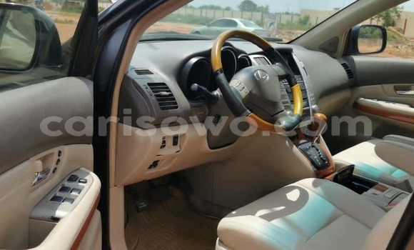 Acheter Occasion Voiture Lexus RX 330 Noir à Abomey Calavi, Benin Acheter Occasion Voiture Lexus RX 330 Noir à Abomey Calavi, Benin