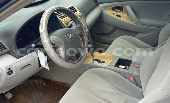 Ra Àlòkù Toyota Camry Black Ọkọ̀ in Abomey Calavi ni Benin Ra Àlòkù Toyota Camry Black Ọkọ̀ in Abomey Calavi ni Benin