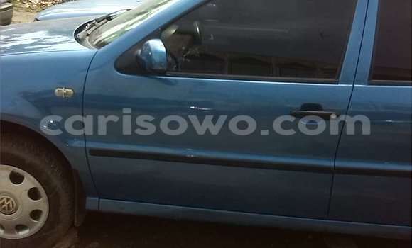 Acheter Occasion Voiture Volkswagen Polo Bleu à Cotonou, Benin Acheter Occasion Voiture Volkswagen Polo Bleu à Cotonou, Benin
