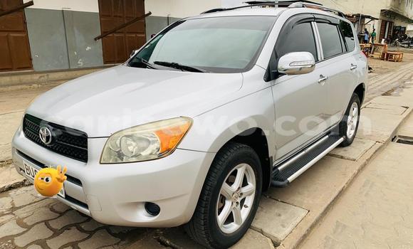 Buy Used Toyota RAV4 Silver Car in Abomey Calavi in Benign Buy Used Toyota RAV4 Silver Car in Abomey Calavi in Benign