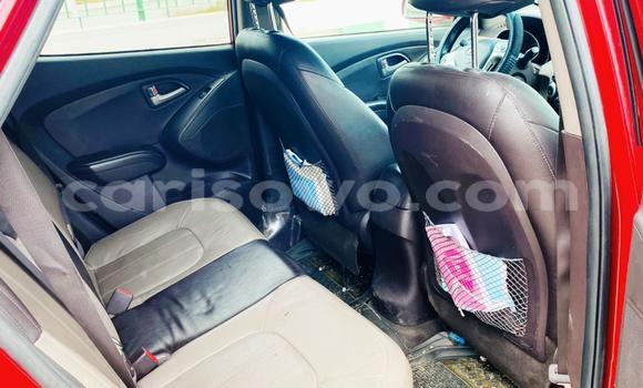 Acheter Occasion Voiture Hyundai Tucson Rouge à Cotonou, Benin Acheter Occasion Voiture Hyundai Tucson Rouge à Cotonou, Benin