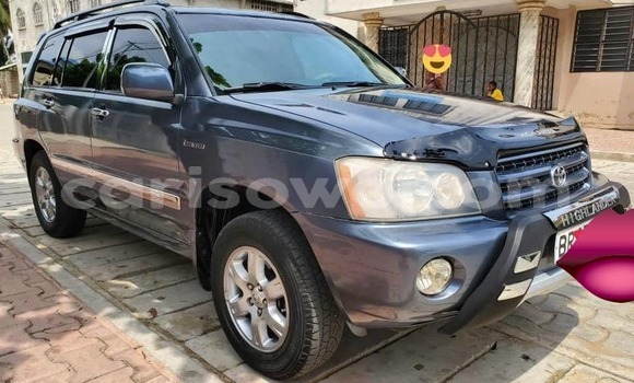 Sayi Na hannu Toyota RAV4 Blue Mota in Abomey Calavi a Benin Sayi Na hannu Toyota RAV4 Blue Mota in Abomey Calavi a Benin