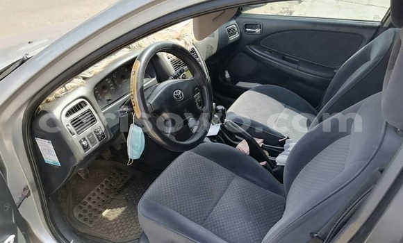 Ra Àlòkù Toyota Avensis Silver Ọkọ̀ in Abomey Calavi ni Benin Ra Àlòkù Toyota Avensis Silver Ọkọ̀ in Abomey Calavi ni Benin