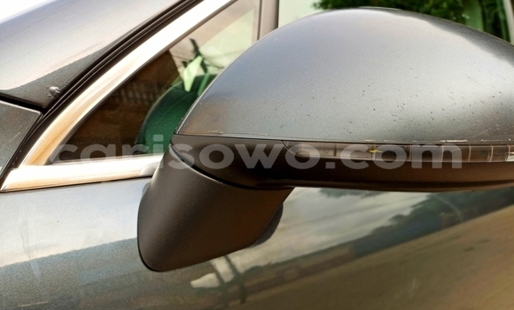 Sayi Na hannu Volkswagen Touareg Azurfa Mota in Cotonou a Benin Sayi Na hannu Volkswagen Touareg Azurfa Mota in Cotonou a Benin