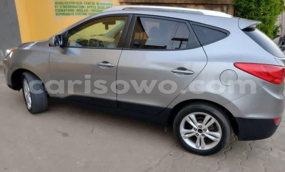 Ra Àlòkù Hyundai Tucson Silver Ọkọ̀ in Abomey Calavi ni Benin Ra Àlòkù Hyundai Tucson Silver Ọkọ̀ in Abomey Calavi ni Benin