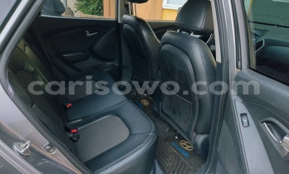 Ra Àlòkù Hyundai Tucson Silver Ọkọ̀ in Abomey Calavi ni Benin Ra Àlòkù Hyundai Tucson Silver Ọkọ̀ in Abomey Calavi ni Benin