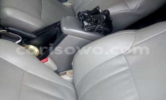 Acheter Occasion Voiture Toyota 4Runner Blanc à Abomey Calavi, Benin Acheter Occasion Voiture Toyota 4Runner Blanc à Abomey Calavi, Benin