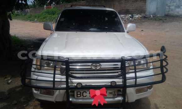 Acheter Occasion Voiture Toyota 4Runner Blanc à Abomey Calavi, Benin Acheter Occasion Voiture Toyota 4Runner Blanc à Abomey Calavi, Benin