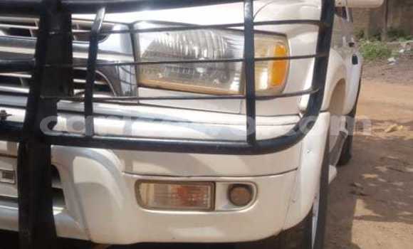 Acheter Occasion Voiture Toyota 4Runner Blanc à Abomey Calavi, Benin Acheter Occasion Voiture Toyota 4Runner Blanc à Abomey Calavi, Benin
