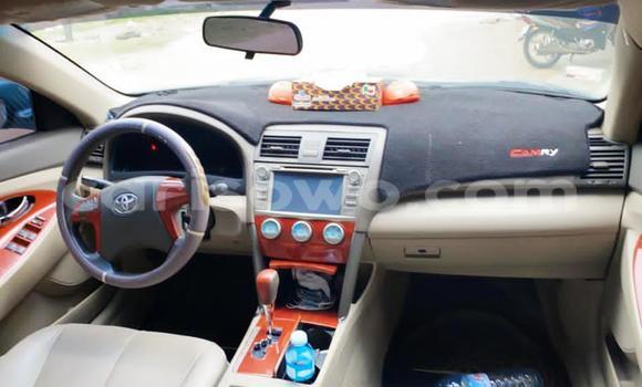 Acheter Occasion Voiture Toyota Camry Gris à Abomey Calavi, Benin Acheter Occasion Voiture Toyota Camry Gris à Abomey Calavi, Benin