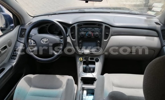 Acheter Occasion Voiture Toyota RAV4 Bleu à Abomey Calavi, Benin Acheter Occasion Voiture Toyota RAV4 Bleu à Abomey Calavi, Benin