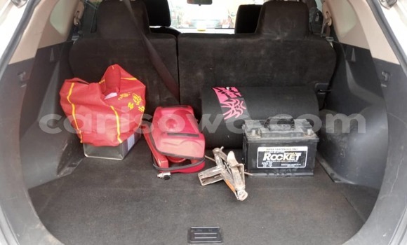 Acheter Occasion Voiture Nissan Rogue Gris à Abomey Calavi, Benin Acheter Occasion Voiture Nissan Rogue Gris à Abomey Calavi, Benin