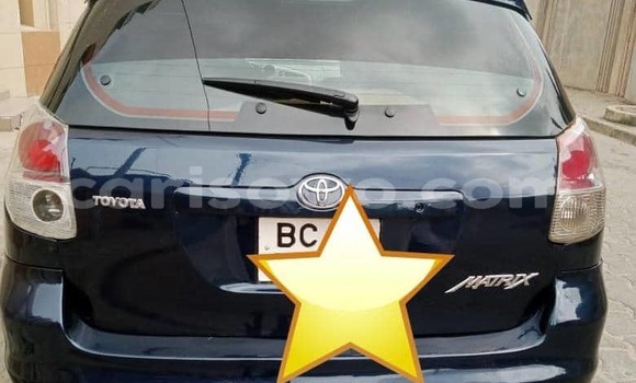 Ra Àlòkù Toyota Matrix Black Ọkọ̀ in Abomey Calavi ni Benin Ra Àlòkù Toyota Matrix Black Ọkọ̀ in Abomey Calavi ni Benin