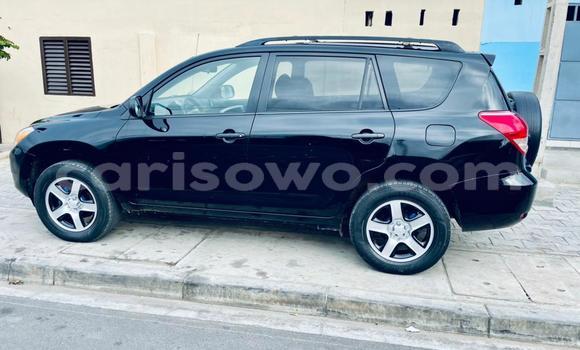 Acheter Neuf Voiture Toyota RAV4 Noir à Cotonou, Benin Acheter Neuf Voiture Toyota RAV4 Noir à Cotonou, Benin