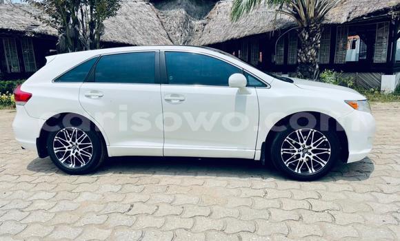 Ra Àlòkù Toyota Venza funfun Ọkọ̀ in Cotonou ni Benin Ra Àlòkù Toyota Venza funfun Ọkọ̀ in Cotonou ni Benin