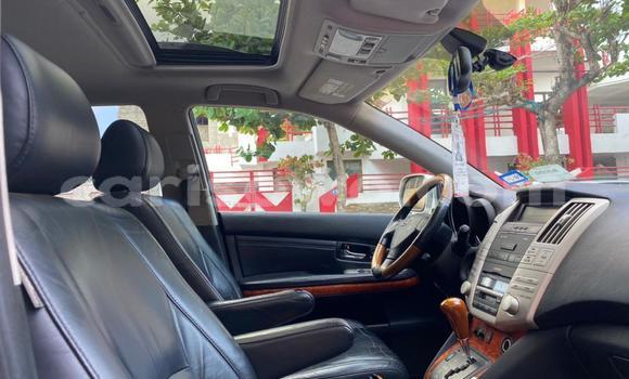 Ra Tuntun Lexus RX 330 Silver Ọkọ̀ in Cotonou ni Benin Ra Tuntun Lexus RX 330 Silver Ọkọ̀ in Cotonou ni Benin