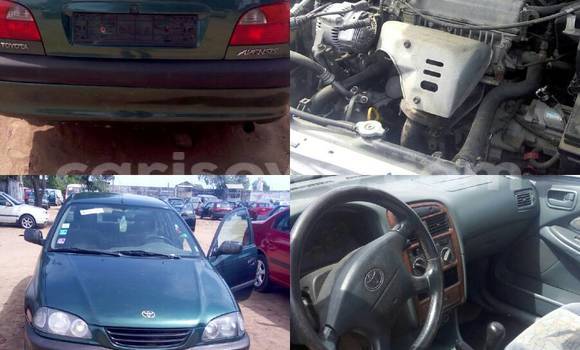 Acheter Occasion Voiture Toyota Avensis Vert à Cotonou au Benin Acheter Occasion Voiture Toyota Avensis Vert à Cotonou au Benin
