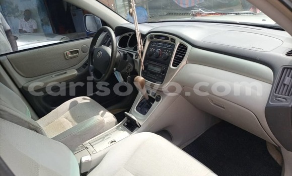 Acheter Occasion Voiture Toyota Highlander Gris à Cotonou, Benin Acheter Occasion Voiture Toyota Highlander Gris à Cotonou, Benin