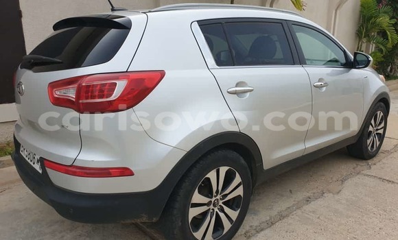Acheter Occasion Voiture Kia Sportage Gris à Cotonou, Benin Acheter Occasion Voiture Kia Sportage Gris à Cotonou, Benin