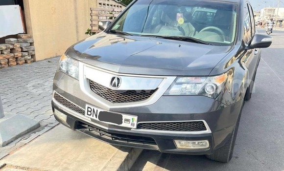 Sayi Na hannu Acura MDX Azurfa Mota in Abomey Calavi a Benin Sayi Na hannu Acura MDX Azurfa Mota in Abomey Calavi a Benin