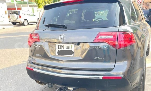 Sayi Na hannu Acura MDX Azurfa Mota in Abomey Calavi a Benin Sayi Na hannu Acura MDX Azurfa Mota in Abomey Calavi a Benin