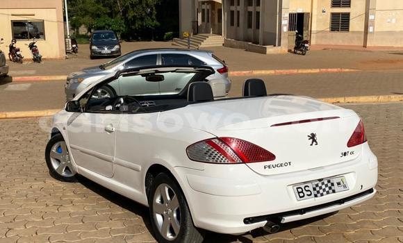 Ra Àlòkù Peugeot 307 funfun Ọkọ̀ in Abomey Calavi ni Benin Ra Àlòkù Peugeot 307 funfun Ọkọ̀ in Abomey Calavi ni Benin