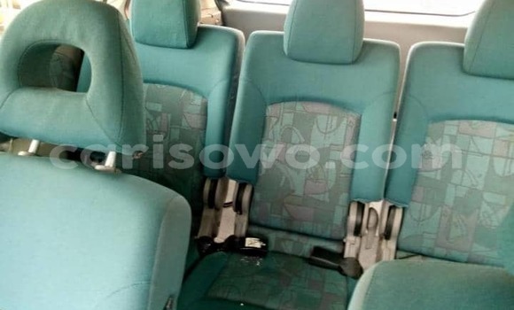 Ra Àlòkù Nissan Almera Tino Silver Ọkọ̀ in Abomey Calavi ni Benin Ra Àlòkù Nissan Almera Tino Silver Ọkọ̀ in Abomey Calavi ni Benin