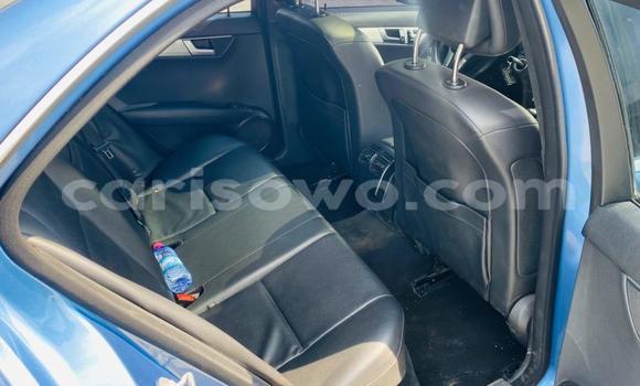 Buy Used Mercedes-Benz C250 coupe Blue Car in Abomey Calavi in Benign Buy Used Mercedes-Benz C250 coupe Blue Car in Abomey Calavi in Benign