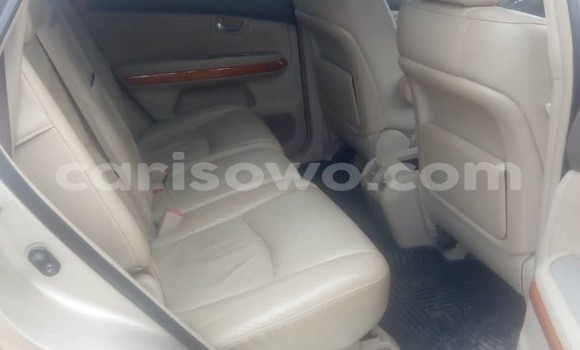 Sayi Na hannu Lexus RX 330 M Mota in Abomey Calavi a Benin Sayi Na hannu Lexus RX 330 M Mota in Abomey Calavi a Benin