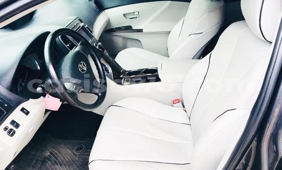 Ra Àlòkù Toyota Venza Silver Ọkọ̀ in Cotonou ni Benin Ra Àlòkù Toyota Venza Silver Ọkọ̀ in Cotonou ni Benin