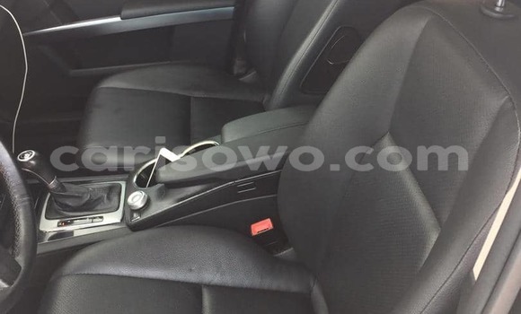 Ra Àlòkù Mercedes-Benz GLK-klasse Black Ọkọ̀ in Abomey Calavi ni Benin Ra Àlòkù Mercedes-Benz GLK-klasse Black Ọkọ̀ in Abomey Calavi ni Benin