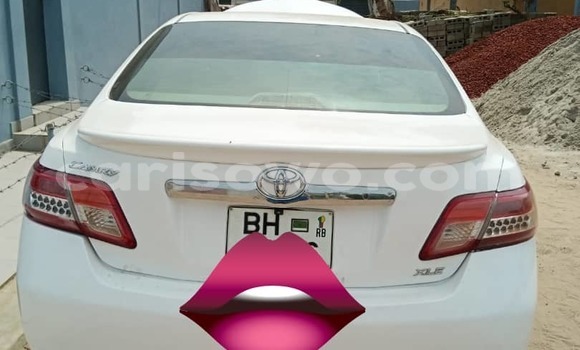 Buy Used Toyota Camry White Car in Abomey Calavi in Benign Buy Used Toyota Camry White Car in Abomey Calavi in Benign