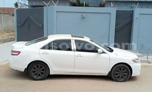 Buy Used Toyota Camry White Car in Abomey Calavi in Benign Buy Used Toyota Camry White Car in Abomey Calavi in Benign
