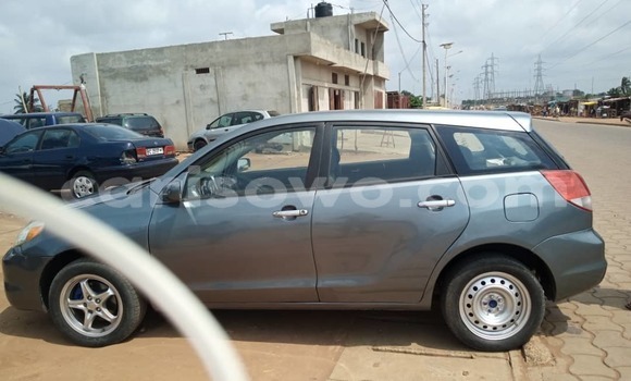 Ra Àlòkù Toyota Matrix Miiran Ọkọ̀ in Abomey Calavi ni Benin Ra Àlòkù Toyota Matrix Miiran Ọkọ̀ in Abomey Calavi ni Benin