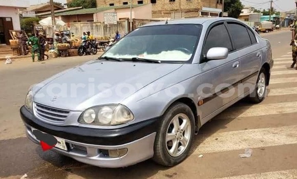 Ra Àlòkù Toyota Avensis Silver Ọkọ̀ in Cotonou ni Benin Ra Àlòkù Toyota Avensis Silver Ọkọ̀ in Cotonou ni Benin