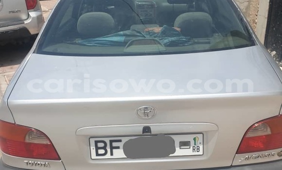 Ra Àlòkù Toyota Avensis Silver Ọkọ̀ in Cotonou ni Benin Ra Àlòkù Toyota Avensis Silver Ọkọ̀ in Cotonou ni Benin