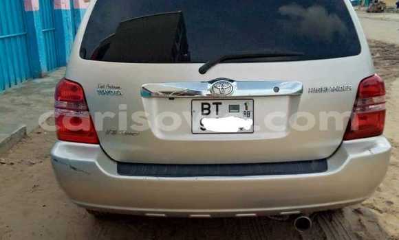 Ra Àlòkù Toyota Highlander Alagara Ọkọ̀ in Abomey Calavi ni Benin Ra Àlòkù Toyota Highlander Alagara Ọkọ̀ in Abomey Calavi ni Benin