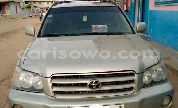Ra Àlòkù Toyota Highlander Alagara Ọkọ̀ in Abomey Calavi ni Benin Ra Àlòkù Toyota Highlander Alagara Ọkọ̀ in Abomey Calavi ni Benin