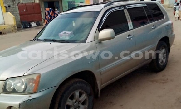 Ra Àlòkù Toyota Highlander Alagara Ọkọ̀ in Abomey Calavi ni Benin Ra Àlòkù Toyota Highlander Alagara Ọkọ̀ in Abomey Calavi ni Benin