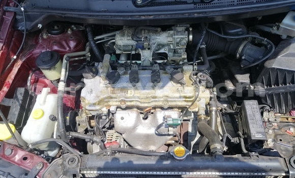 Sayi Na hannu Nissan Almera Tino Red Mota in Cotonou a Benin Sayi Na hannu Nissan Almera Tino Red Mota in Cotonou a Benin