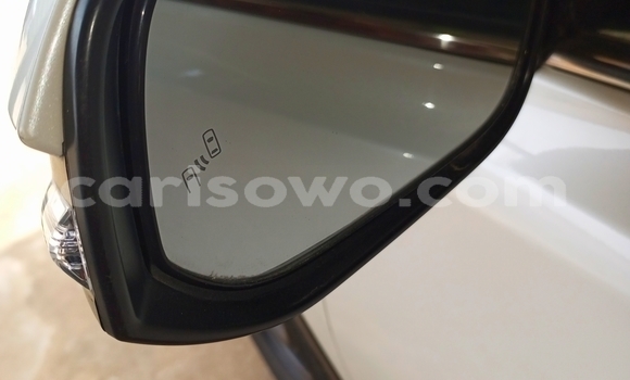 Acheter Occasion Voiture Toyota RAV4 Blanc à Cotonou, Benin Acheter Occasion Voiture Toyota RAV4 Blanc à Cotonou, Benin