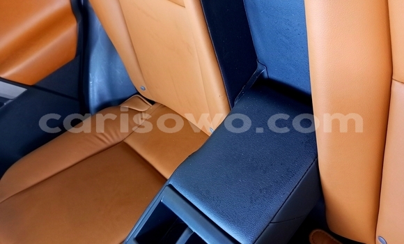 Acheter Occasion Voiture Toyota RAV4 Blanc à Cotonou, Benin Acheter Occasion Voiture Toyota RAV4 Blanc à Cotonou, Benin