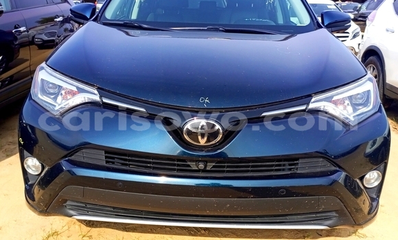 Ra Àlòkù Toyota RAV4 Blue Ọkọ̀ in Cotonou ni Benin