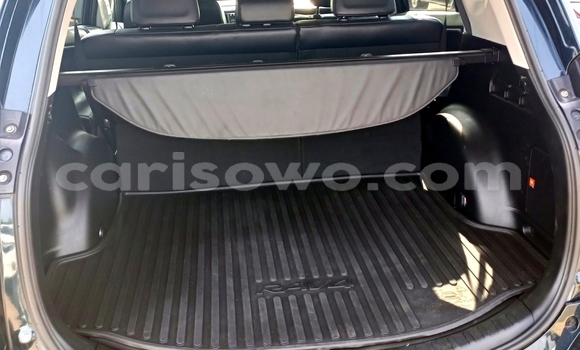 Ra Àlòkù Toyota RAV4 Blue Ọkọ̀ in Cotonou ni Benin Ra Àlòkù Toyota RAV4 Blue Ọkọ̀ in Cotonou ni Benin