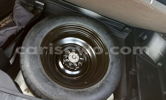 Ra Àlòkù Toyota RAV4 Blue Ọkọ̀ in Cotonou ni Benin Ra Àlòkù Toyota RAV4 Blue Ọkọ̀ in Cotonou ni Benin