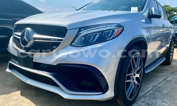 Sayi Na hannu Mercedes-Benz GLE Azurfa Mota in Cotonou a Benin Sayi Na hannu Mercedes-Benz GLE Azurfa Mota in Cotonou a Benin