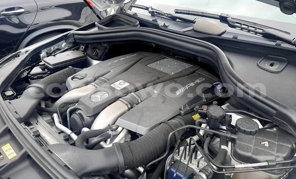 Sayi Na hannu Mercedes-Benz GLE Azurfa Mota in Cotonou a Benin Sayi Na hannu Mercedes-Benz GLE Azurfa Mota in Cotonou a Benin