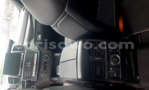 Sayi Na hannu Mercedes-Benz GLE Azurfa Mota in Cotonou a Benin Sayi Na hannu Mercedes-Benz GLE Azurfa Mota in Cotonou a Benin