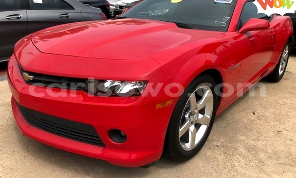 Ra Àlòkù Chevrolet Camaro Red Ọkọ̀ in Cotonou ni Benin Ra Àlòkù Chevrolet Camaro Red Ọkọ̀ in Cotonou ni Benin